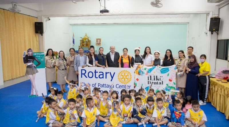 Rotary Club of Pattaya Center International provide Oral Health & Hygiene training to Pattaya students.